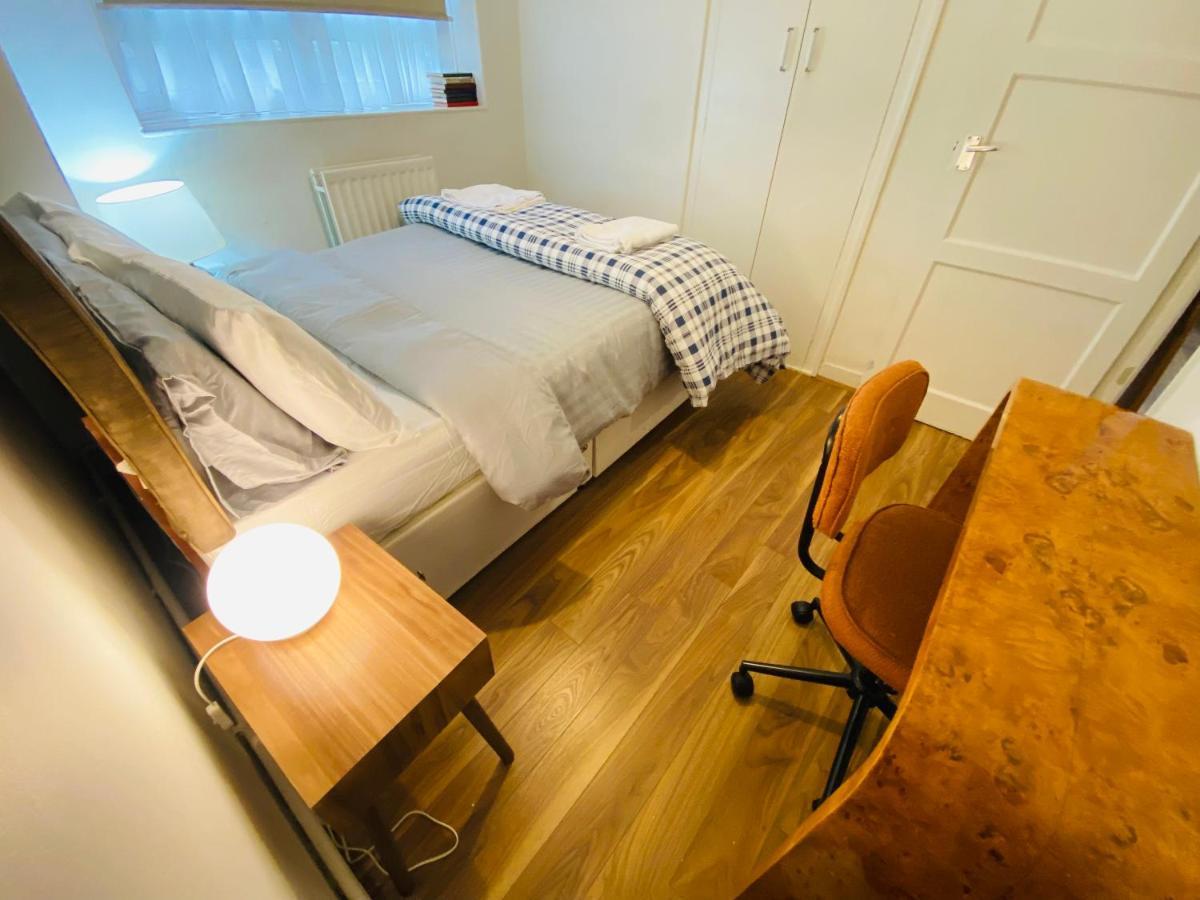 3 Bed Apartment In Camden Londyn Zewnętrze zdjęcie